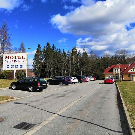 Motel Velky Rybnik Dehtare  Zewnętrze zdjęcie